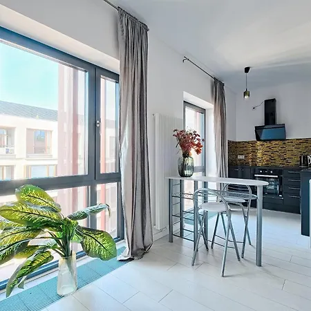 Urbannestgroup - Krochmalna 59 Апартаменты Варшава